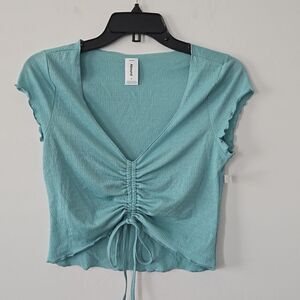Abound Ruched V-neckline Short Sleeve Top